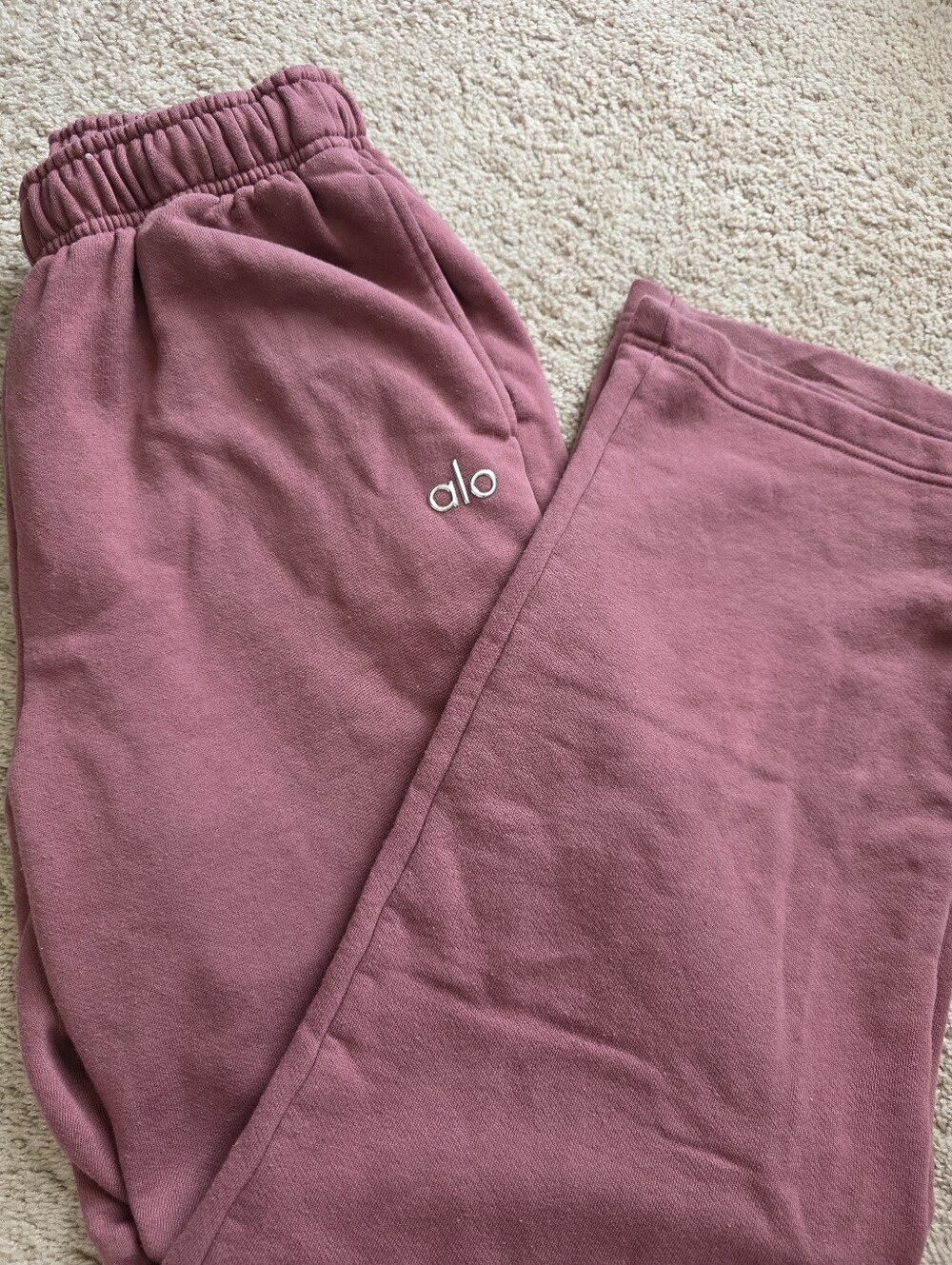 ALO Yoga Accolade SET Hoodie & Straigt Leg Sweatpants Burgundy Truffle Small - Picture 7 of 7